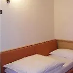 Hotel Arisch 4*