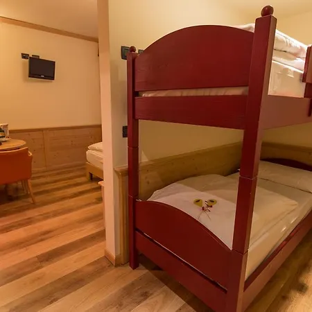 Hotel Arisch