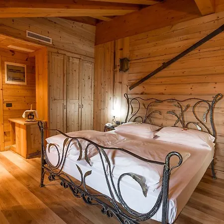 Arisch 4* Aprica