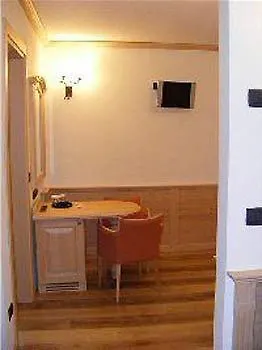 Arisch 4* Aprica