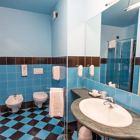 Hotel Arisch 4*