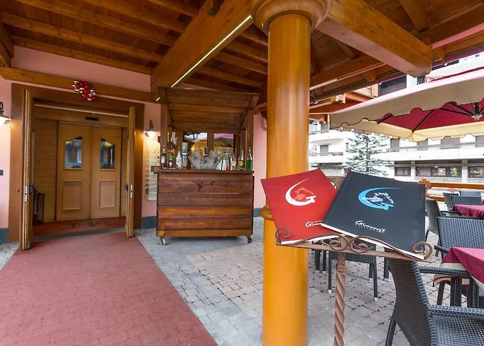 Hotel Arisch